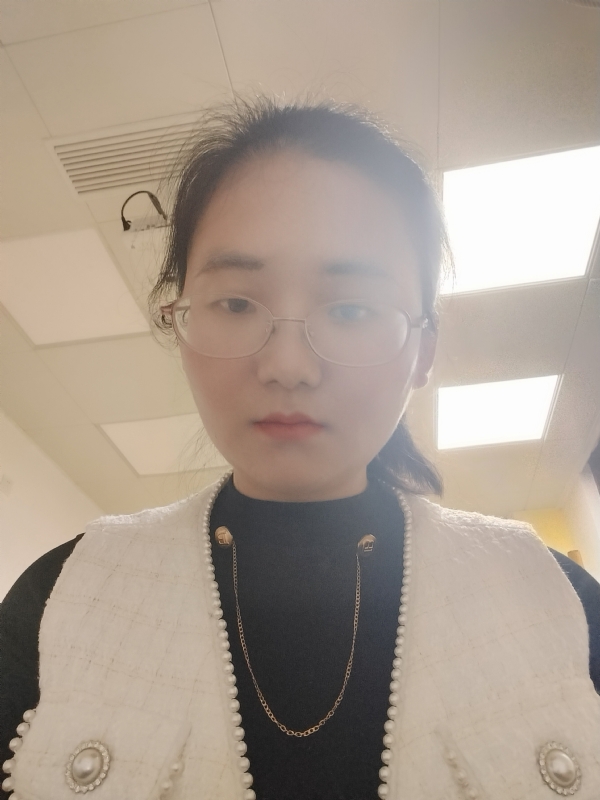 闲敲棋子的第一张照片--泰安相亲服务中心