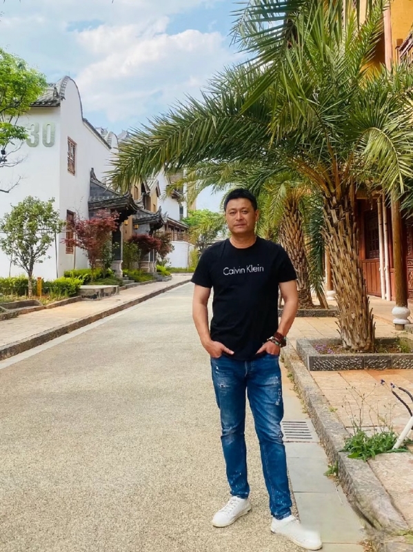 莪、蓶伱专属的第一张照片--泰安相亲服务中心