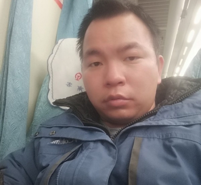 淡定的第一张照片--泰安相亲服务中心