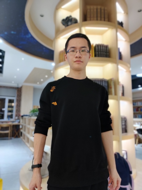 轩墨的第一张照片--泰安相亲服务中心