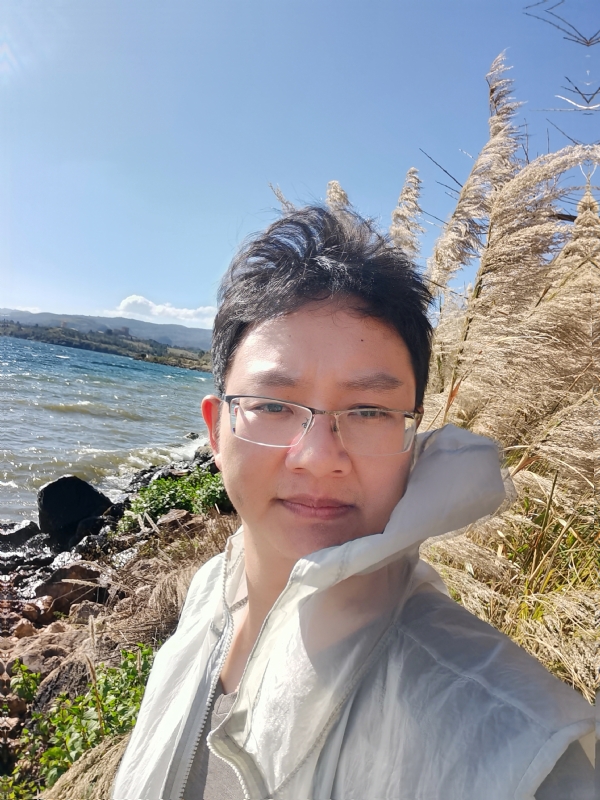 梅安歌的第一张照片--泰安相亲服务中心