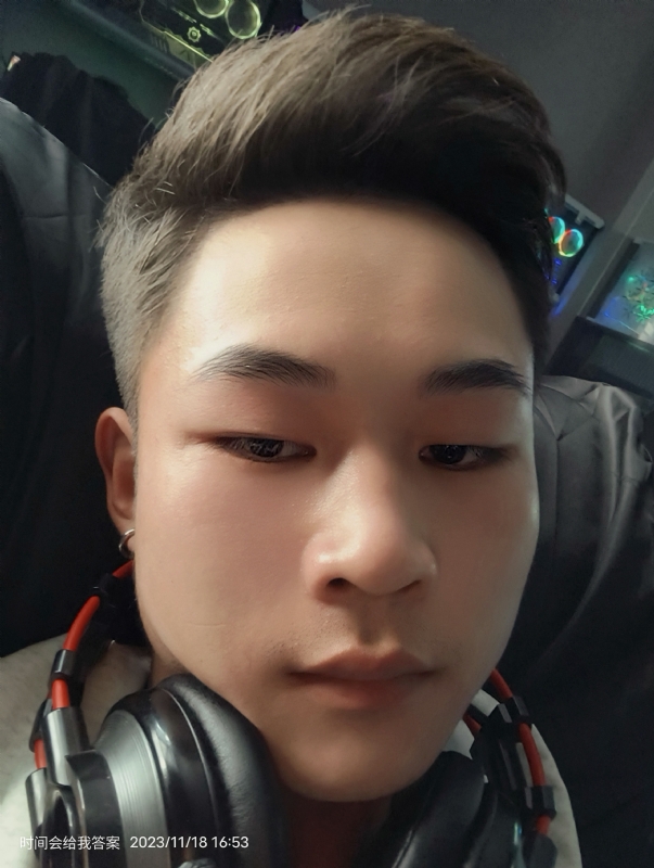 烦烦的小林的第一张照片--泰安相亲服务中心