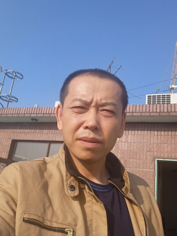 红尘逐浪的第一张照片--泰安相亲服务中心