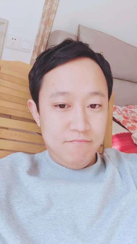 哈喽的第一张照片--泰安相亲服务中心