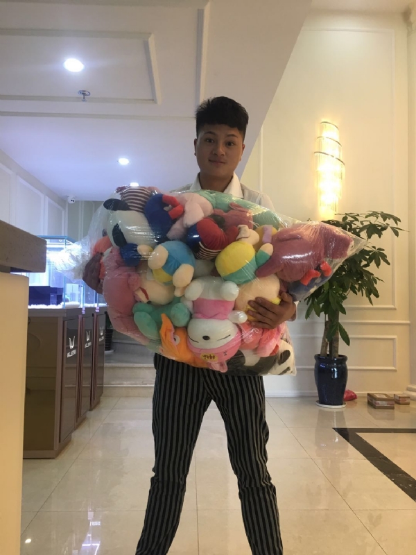 阿杰的第一张照片--泰安相亲服务中心