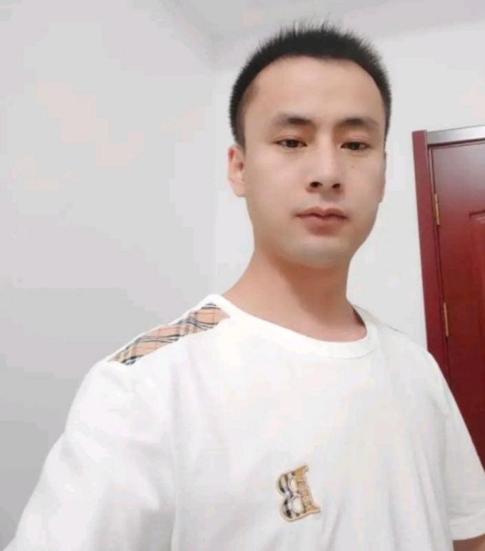 海阔天空的第一张照片--泰安相亲服务中心