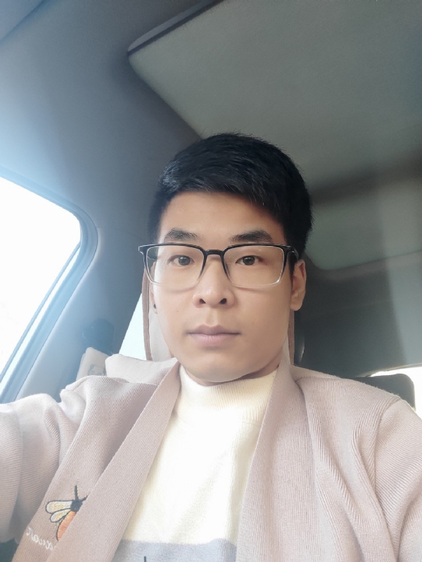 小奕的第一张照片--泰安相亲服务中心