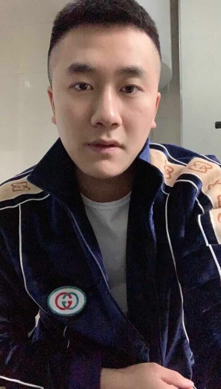 凌毅的第一张照片--泰安相亲服务中心