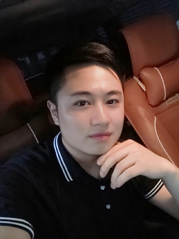 生活再继续的第一张照片--泰安相亲服务中心