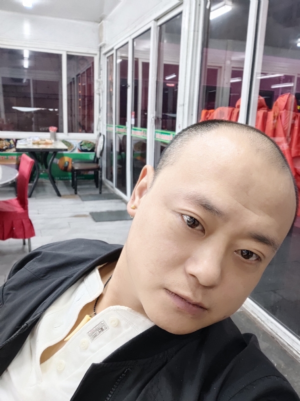大连相亲的第一张照片--泰安相亲服务中心