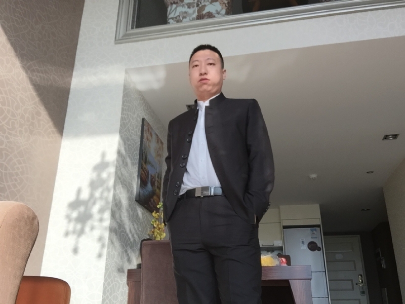 雅小炁的第一张照片--泰安相亲服务中心