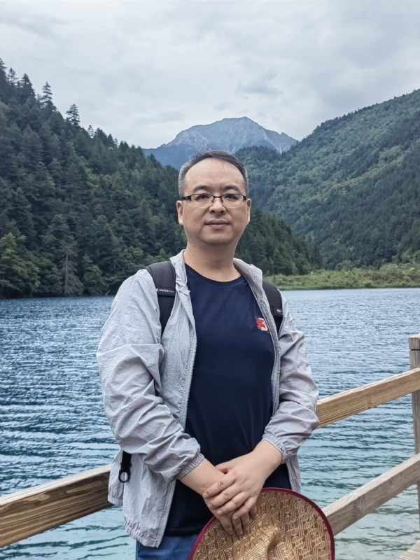 守望者的第二张照片--泰安相亲服务中心