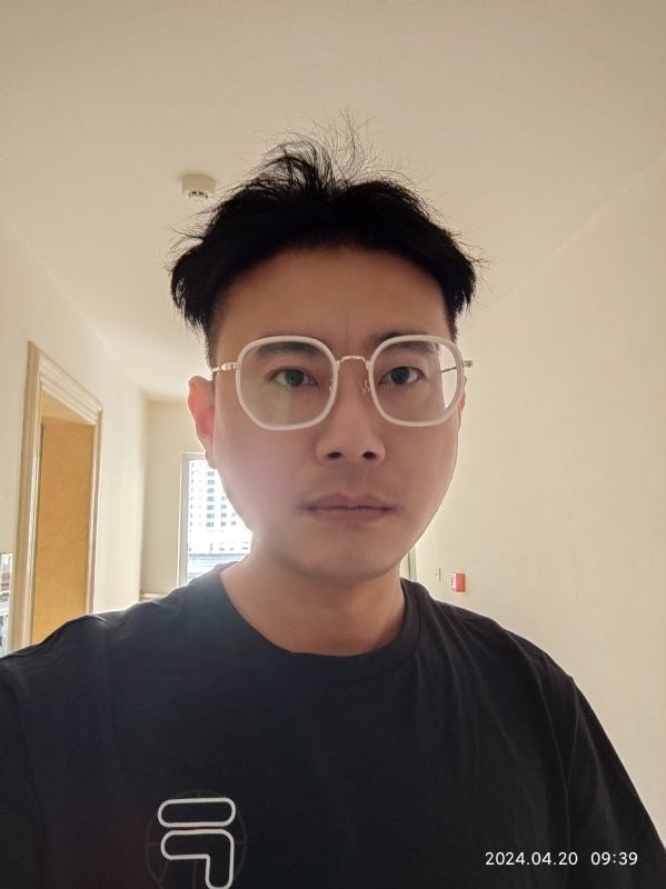 信带小李的第一张照片--泰安相亲服务中心