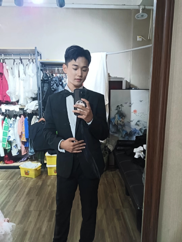 李梓宇的第一张照片--泰安相亲服务中心