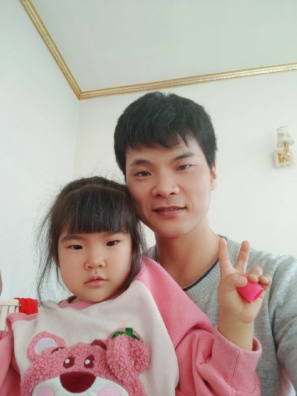 离异脱单的第一张照片--泰安相亲服务中心