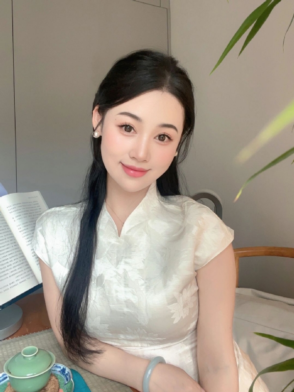 小慧的第一张照片--泰安相亲服务中心