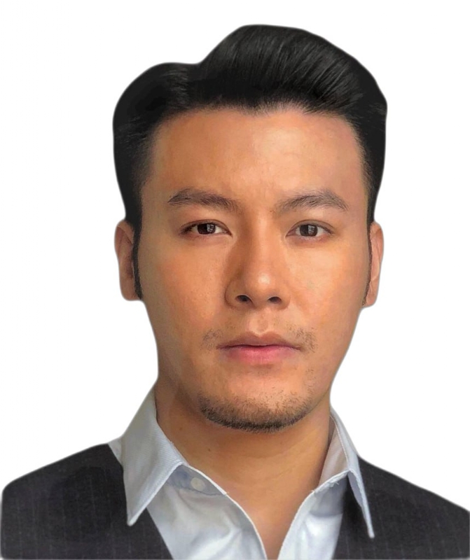怀揣梦想的第一张照片--泰安相亲服务中心