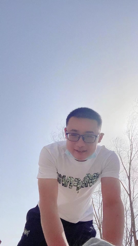 何东的第一张照片--泰安相亲服务中心