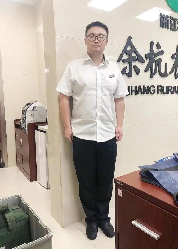 君临天下的第二张照片--泰安相亲服务中心