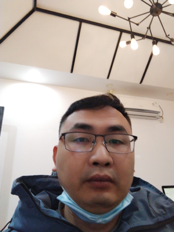 右手年华的第三张照片--泰安相亲服务中心