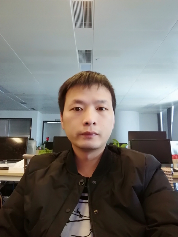 刘堃的第一张照片--泰安相亲服务中心