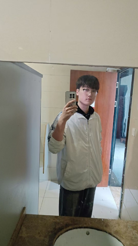 高大毛的第一张照片--泰安相亲服务中心