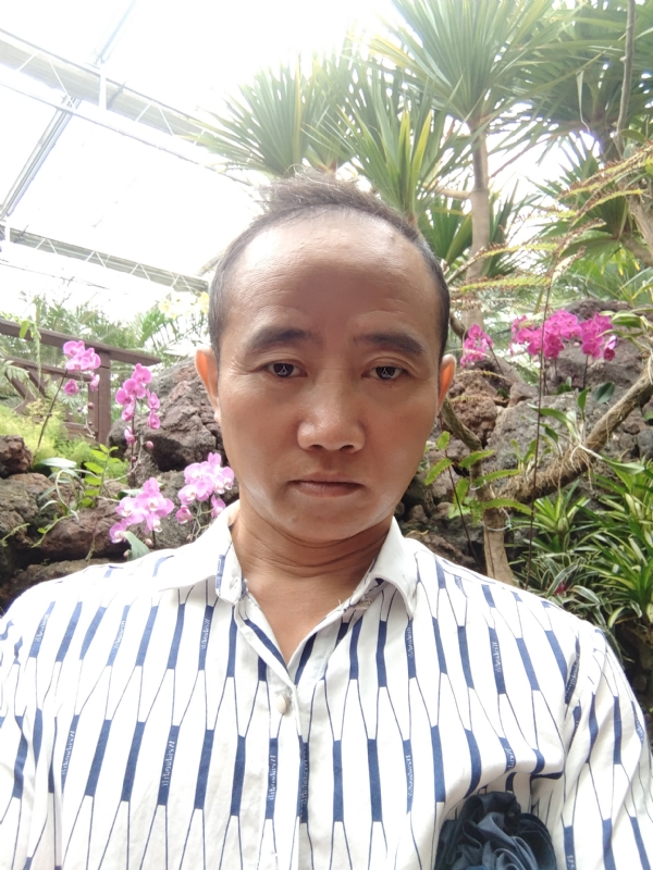闲云盘鹤的第一张照片--泰安相亲服务中心
