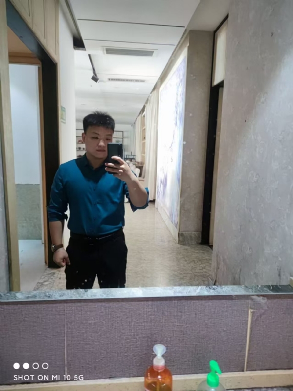 JCY的第二张照片--泰安相亲服务中心