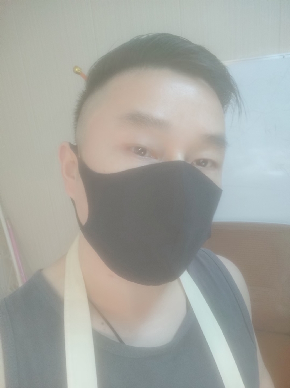 Poluk秦的第二张照片--泰安相亲服务中心