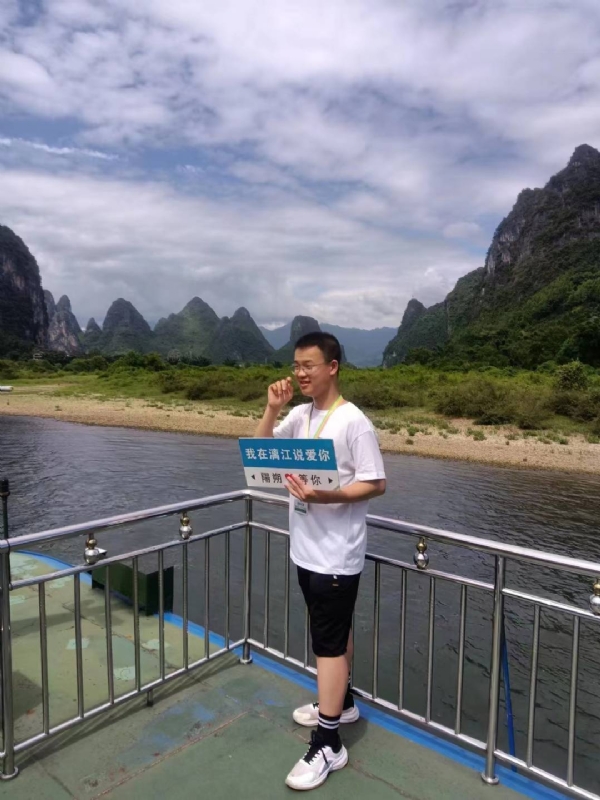 决胜时刻的第三张照片--泰安相亲服务中心
