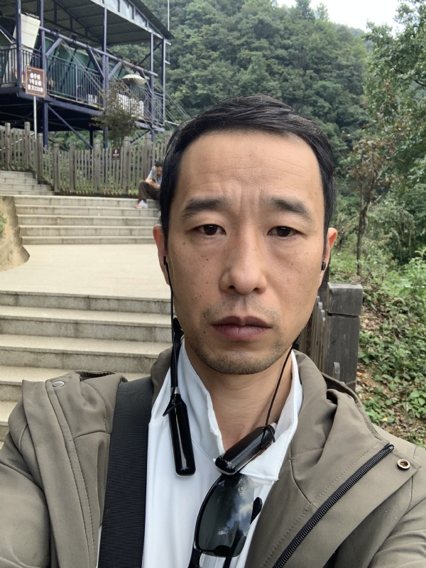 小林的第二张照片--泰安相亲服务中心