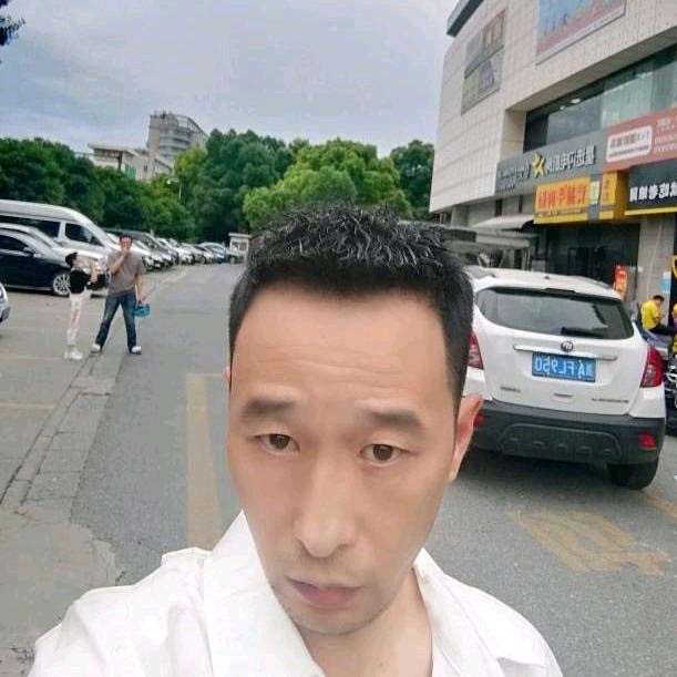 小林的第三张照片--泰安相亲服务中心