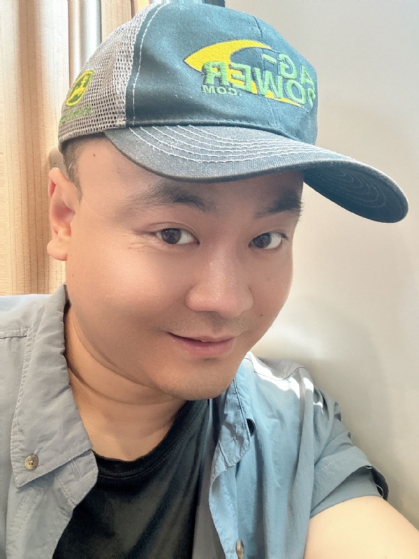 冰的第二张照片--泰安相亲服务中心
