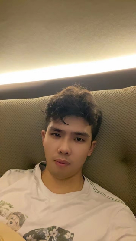 阿龙设计师的第一张照片--泰安相亲服务中心