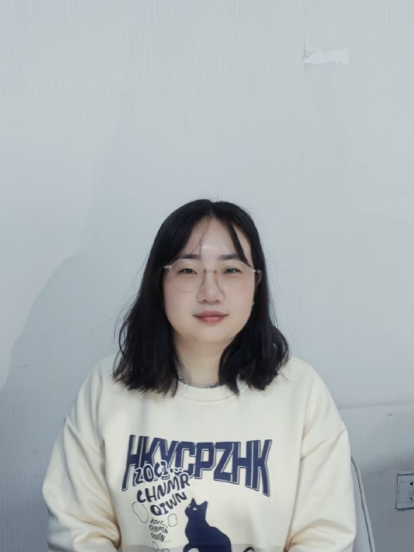 雪舞的第一张照片--泰安相亲服务中心
