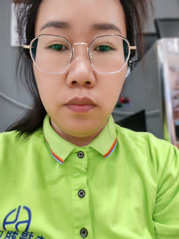麻花小辫的第一张照片--泰安相亲服务中心