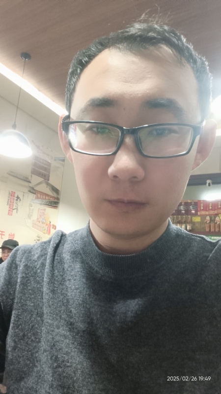 黑黑一笑的第一张照片--泰安相亲服务中心