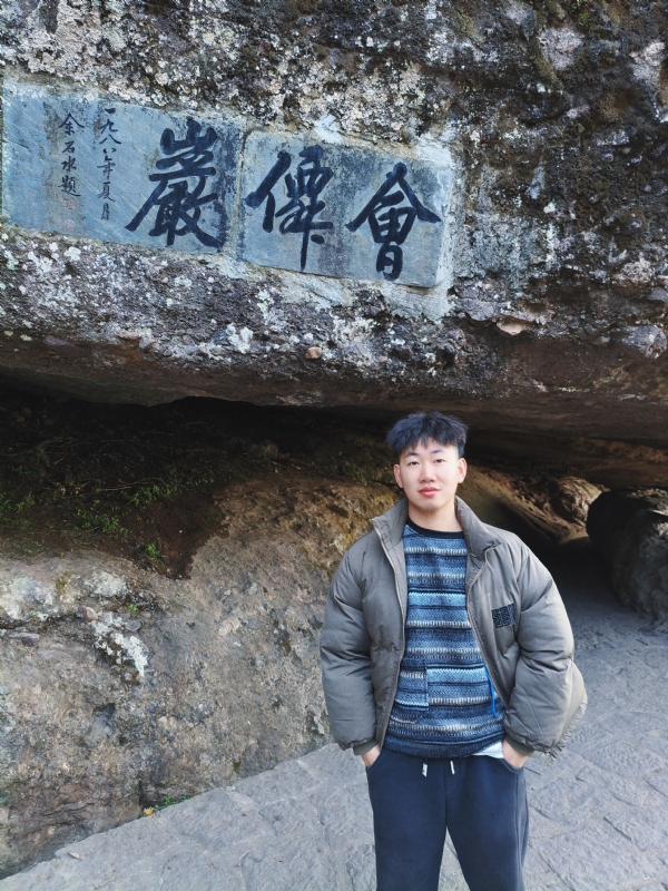 帅邓拖网速的第二张照片--泰安相亲服务中心