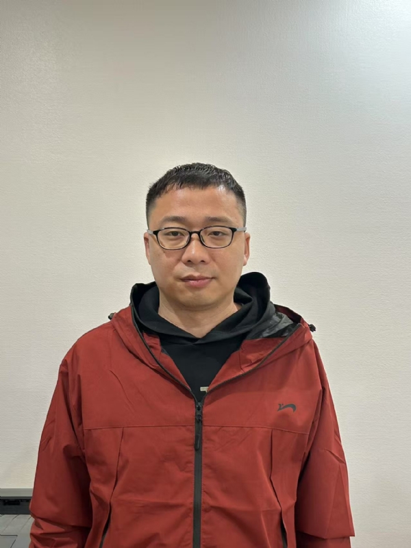 小石头的第一张照片--泰安相亲服务中心