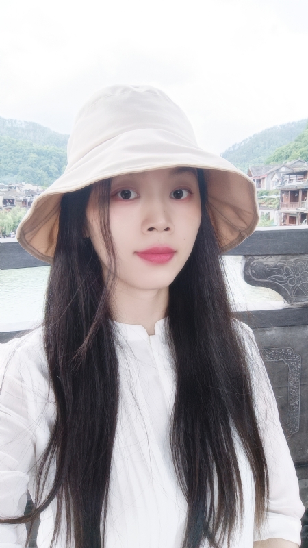 盛夏的第一张照片--泰安相亲服务中心