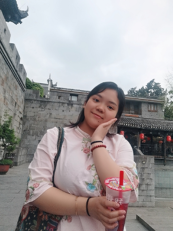 敏兮小沫的第三张照片--泰安相亲服务中心