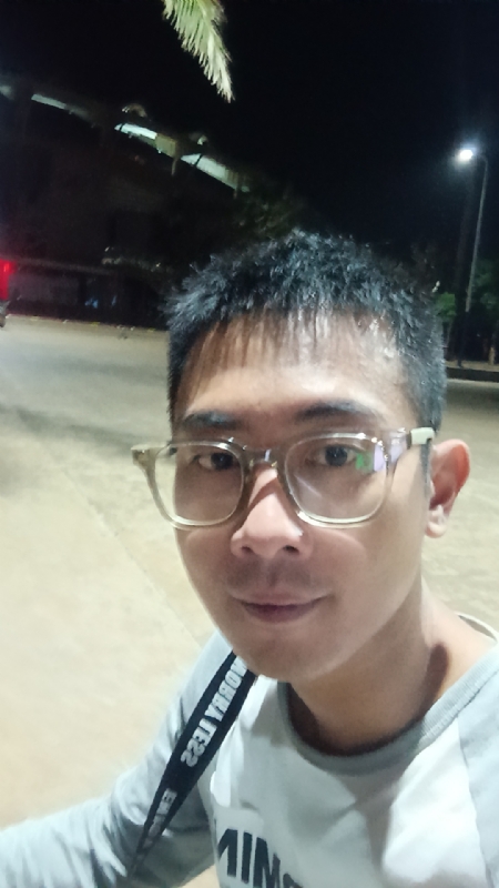 龙龙的第一张照片--泰安相亲服务中心