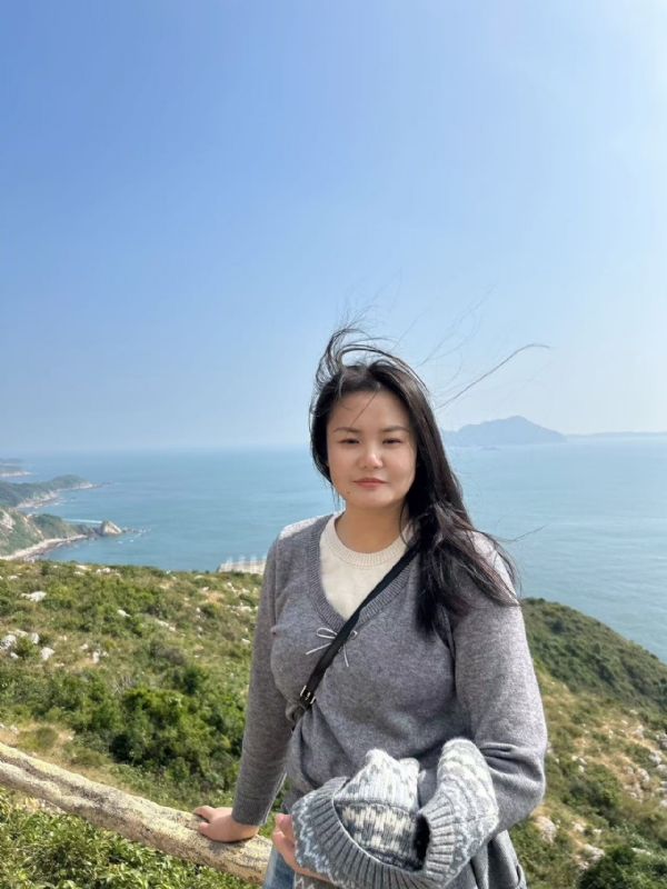 哈哈哈的第一张照片--泰安相亲服务中心