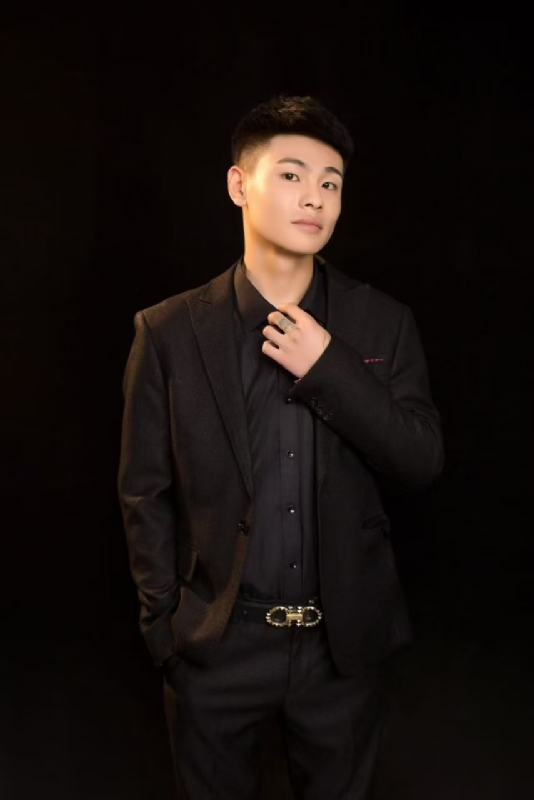 刘小船的第一张照片--泰安相亲服务中心
