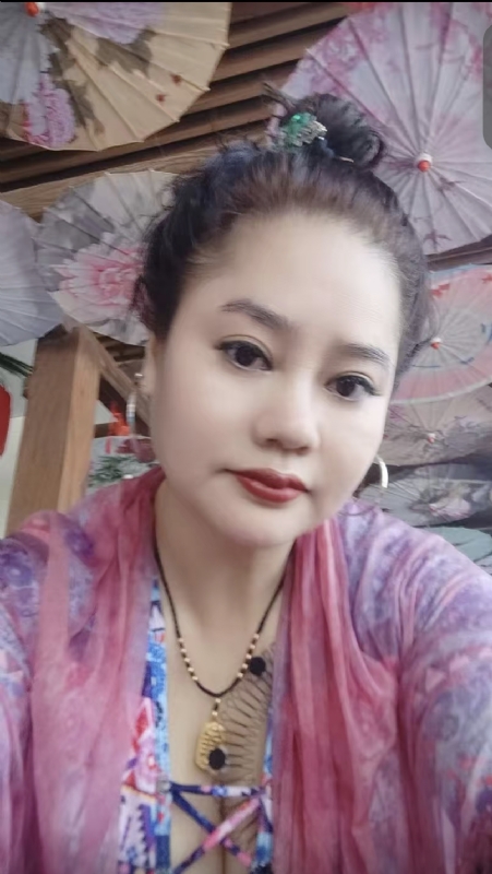 shi的第一张照片--泰安相亲服务中心