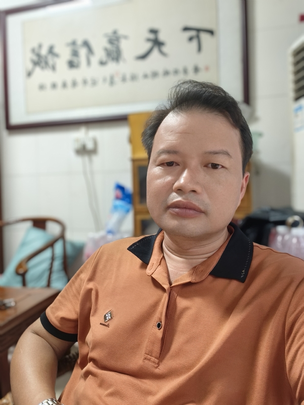 自强不息的第一张照片--泰安相亲服务中心