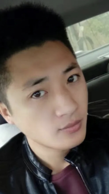 小汤米的第二张照片--泰安相亲服务中心