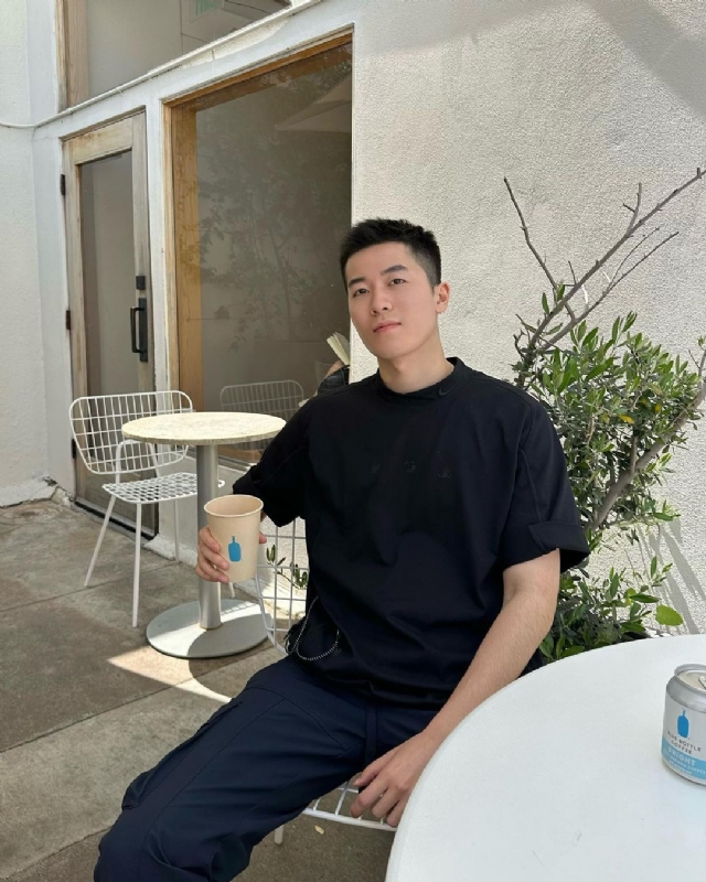 VV的第二张照片--泰安相亲服务中心