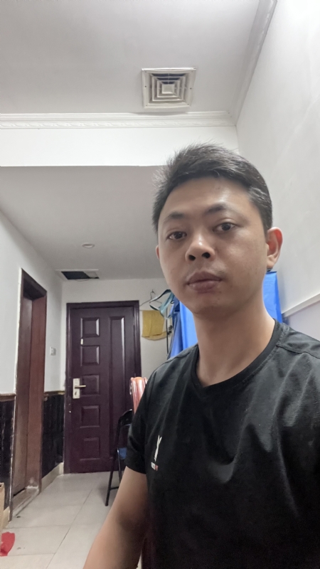 飞天猪的第一张照片--泰安相亲服务中心