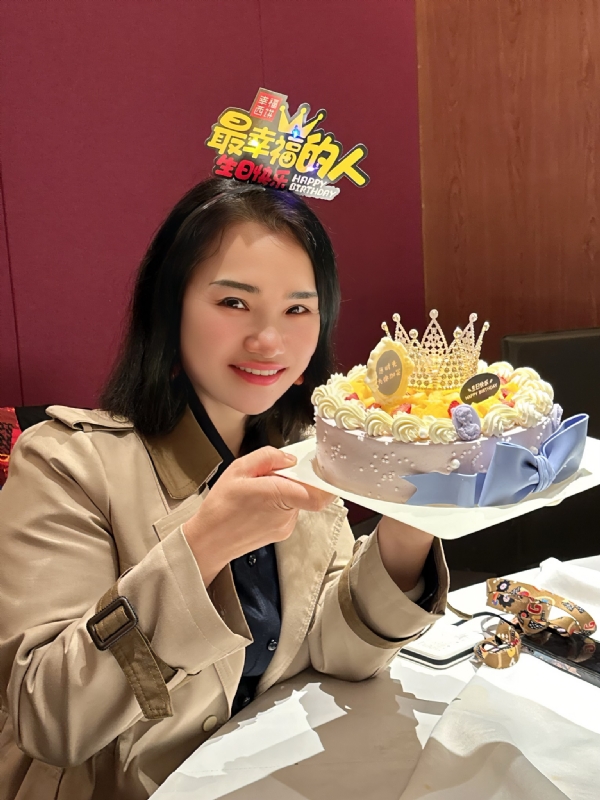 Apple的第一张照片--泰安相亲服务中心